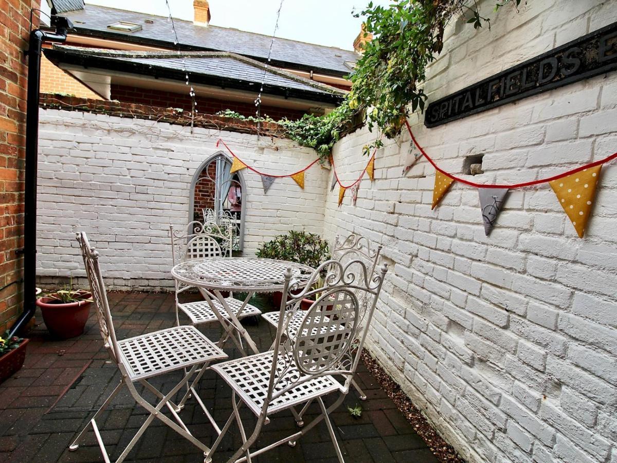 A Character Cottage In Historical Canterbury Dış mekan fotoğraf